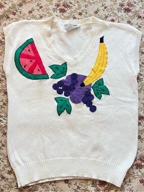 Vintage 90s fruit patch embroidered sweater vest tank top